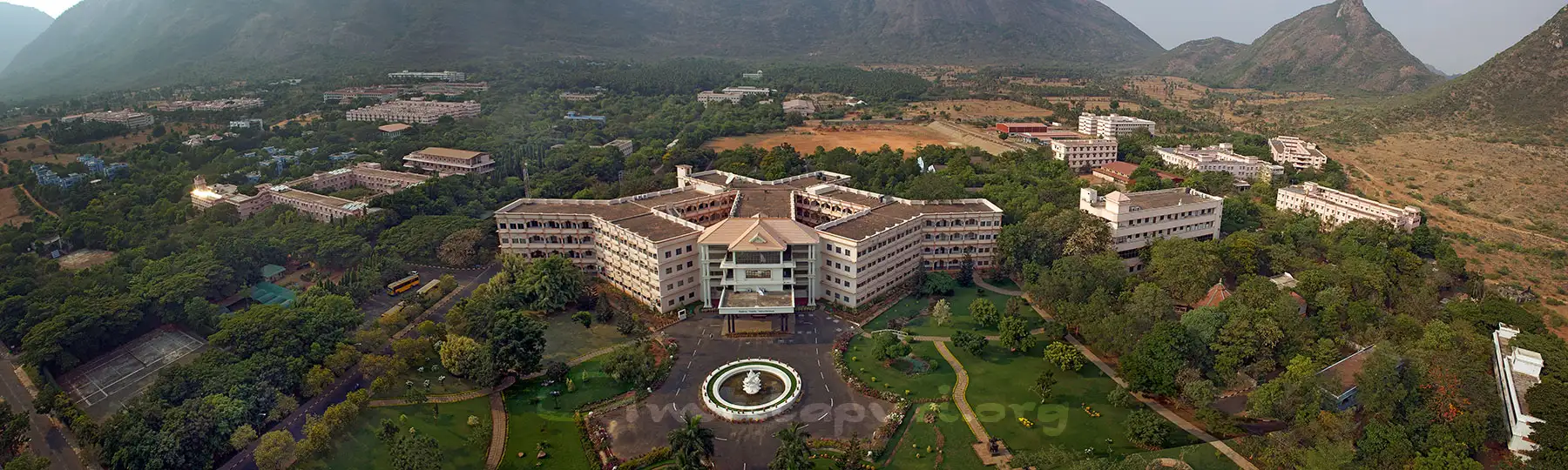 Amrita University image