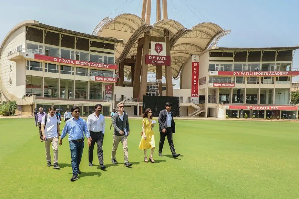 dy patil gallery