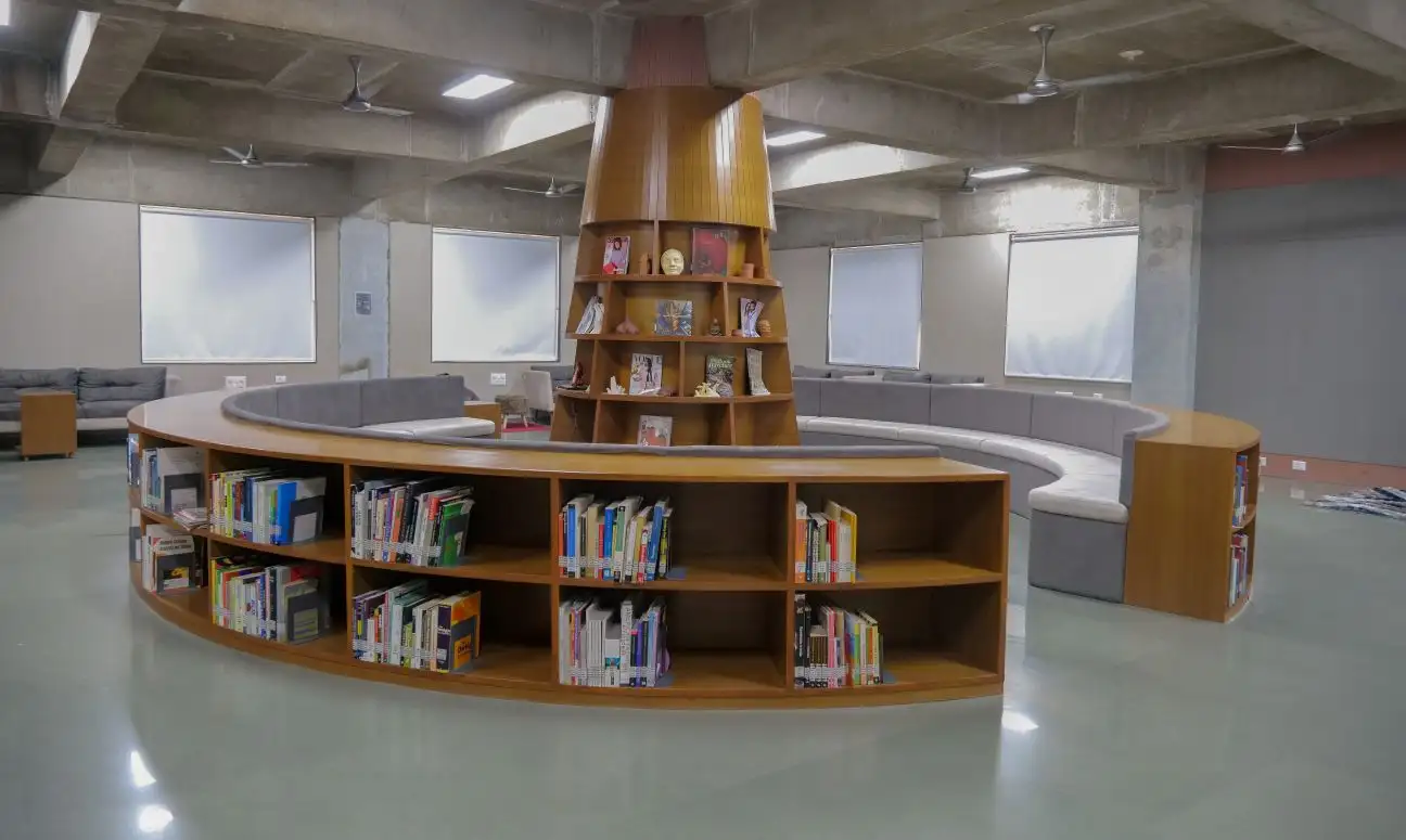 parul university gallery image